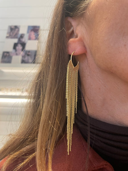 Orecchini Frangia Dorata lunga