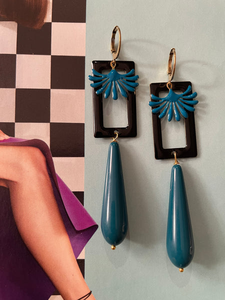 Orecchini goccia lunga resina, rettangolo nero e smalto a fontanella