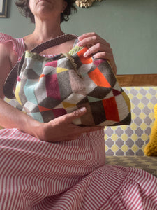 Borsa grande in velluto multicolore