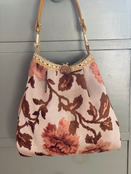Borsa media con fiori marrone e rosa