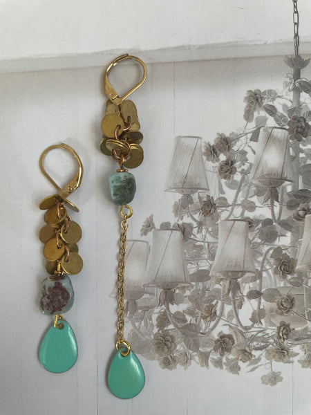 Gemelli diversi con catenina a tondini e smalti verde menta