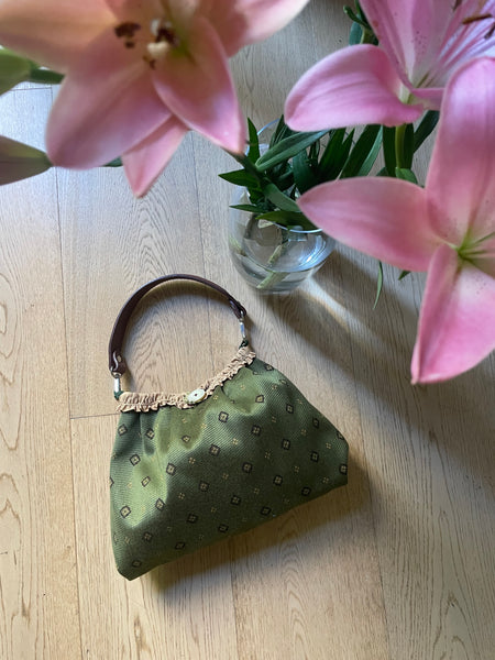 Borsa media in tessuto verde militare cravatta