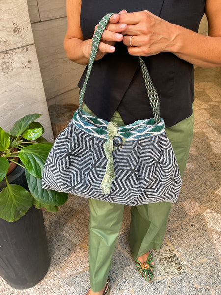 Borsa grande in velluto grigio piombo