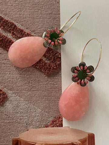 Orecchini doppio fiore e goccia in agata rosa
