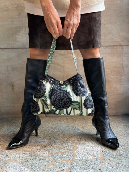 Borsa media in tessuto a fiori verde e nero