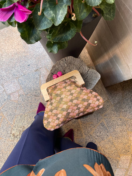 Borsa pochette clic clac arcobaleni dorati
