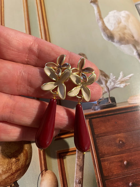 Orecchini doppio fiore smalto e goccia media