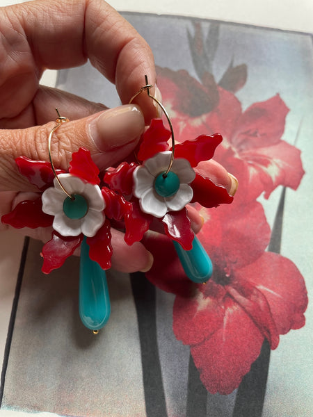Orecchini fiore rosso e goccia turchese