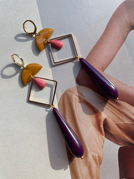 Orecchini goccia viola e doppio smalto