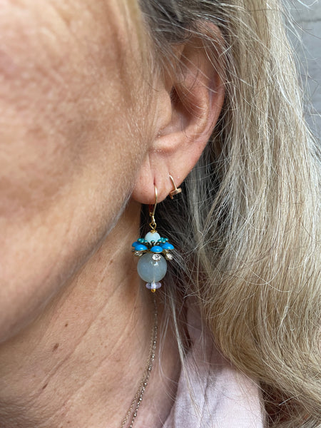 Orecchini navicella a fiore tridimensionale