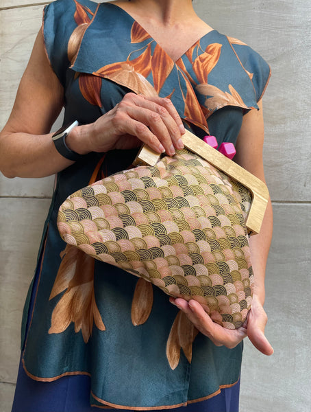 Borsa pochette clic clac arcobaleni dorati