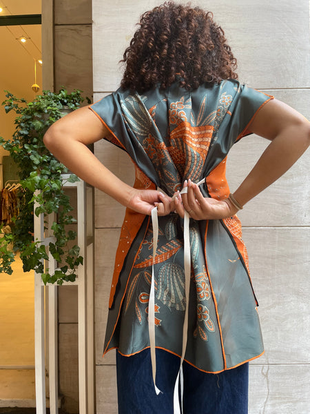Top foulard arancio e verde