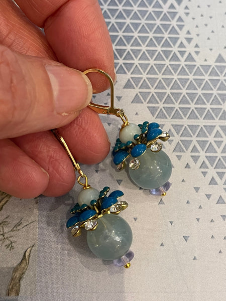 Orecchini navicella a fiore tridimensionale