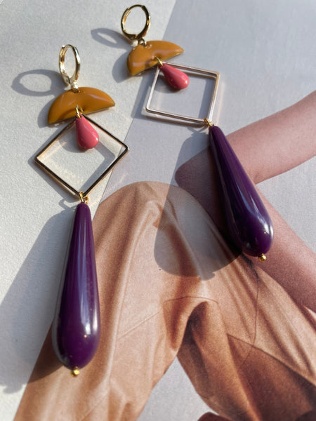 Orecchini goccia viola e doppio smalto
