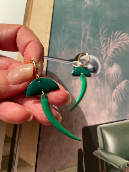 Orecchini mezzaluna e coda