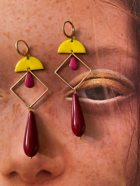 Orecchini goccia, rombo e doppio smalto