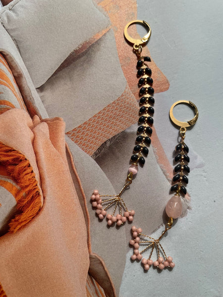 Gemelli diversi spina di pesce e ventaglietti rosa