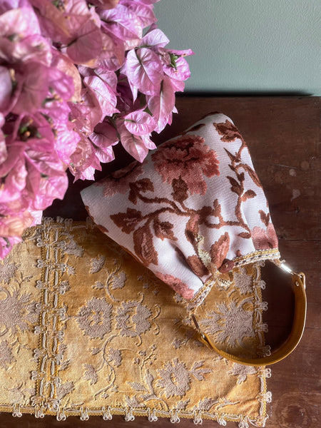 Borsa media con fiori marrone e rosa
