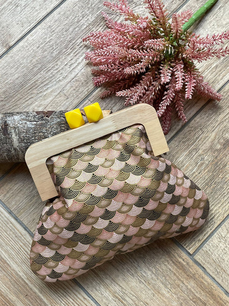 Borsa pochette clic clac arcobaleni dorati