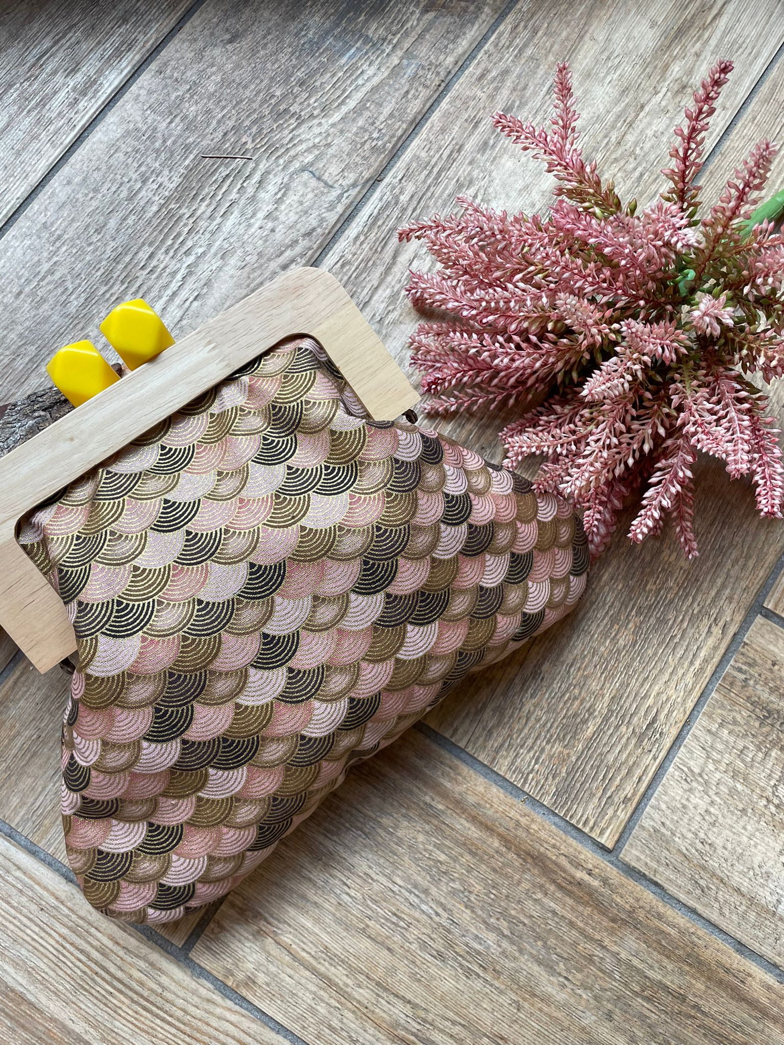 Borsa pochette clic clac arcobaleni dorati