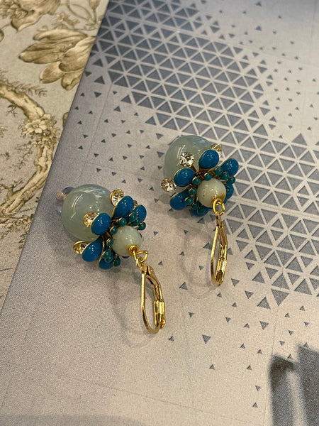 Orecchini navicella a fiore tridimensionale