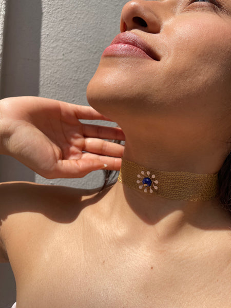 Chocker in maglia uncinetto