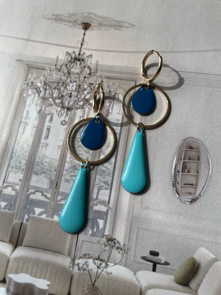 Orecchini in smalto rotondo e goccia