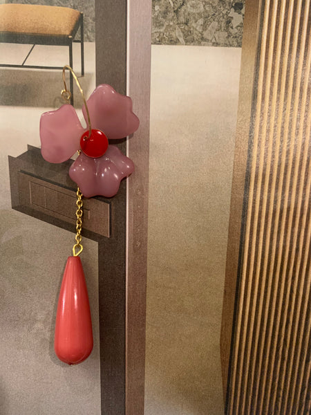 Mono orecchino rosa e rosso