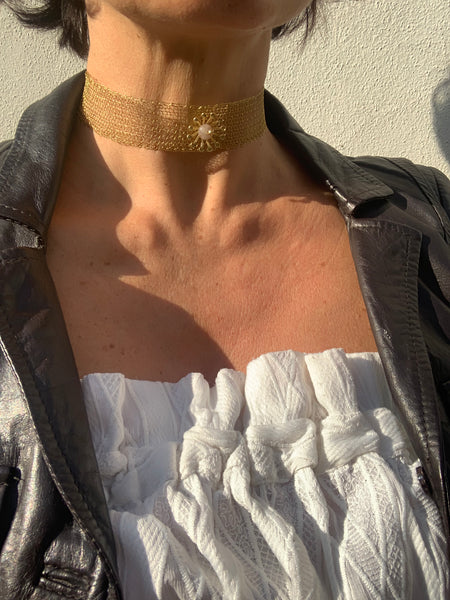 Chocker in maglia uncinetto